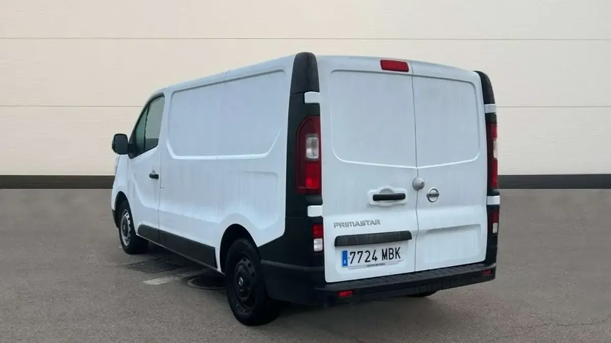 Usado Nissan Primastar 111 CV (81 kW) 2022 Blanco Monovolumen