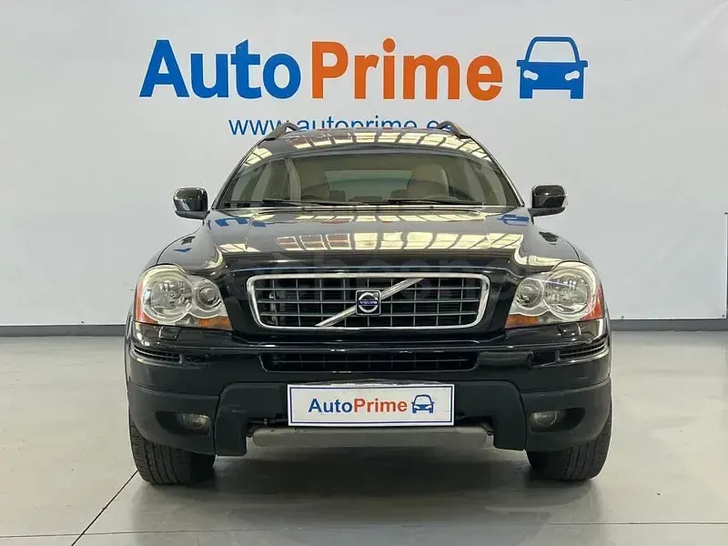 Käytetty Volvo XC90 Kinetic 185 HP (136 kW) 2006 Musta Katumaasturi