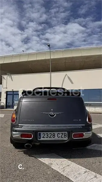 Usado Chrysler PT Cruiser Limited 143 CV (105 kW) 2004 Gris / plata Descapotable