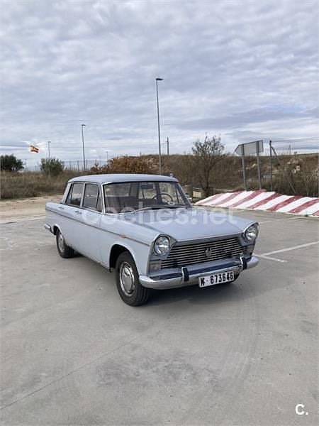 Usado Seat Ronda 85 CV (62 kW) 1982 Gris / plata Utilitario
