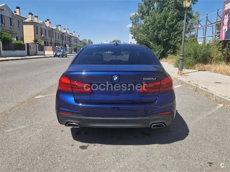 Usado BMW 520 M Sport 190 CV (139 kW) 2019 Azul Berlina