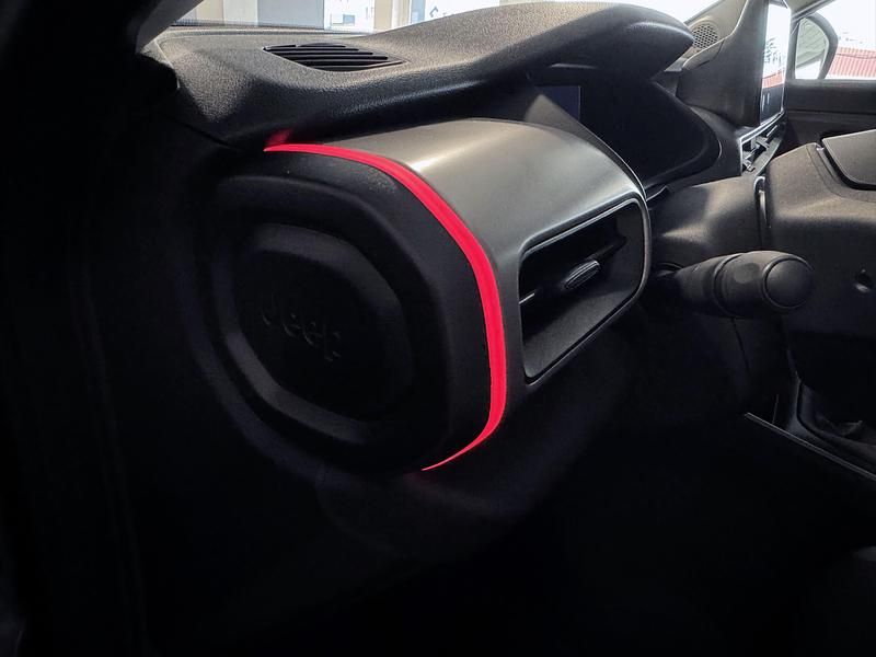 Novo Jeep Avenger Summit 100 HP (73 kW) 2025 Cinzento SUV