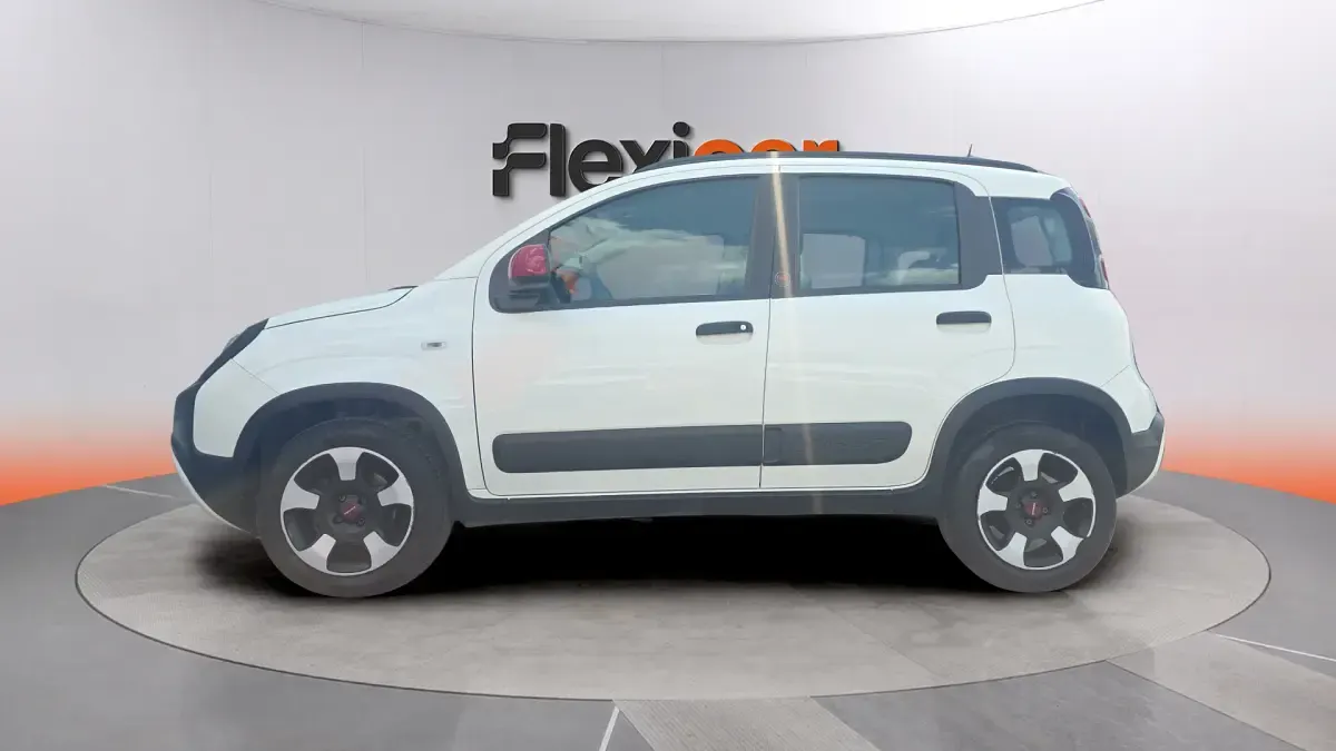 Usado Fiat Panda Red 71 CV (52 kW) 2023 Blanco Utilitario
