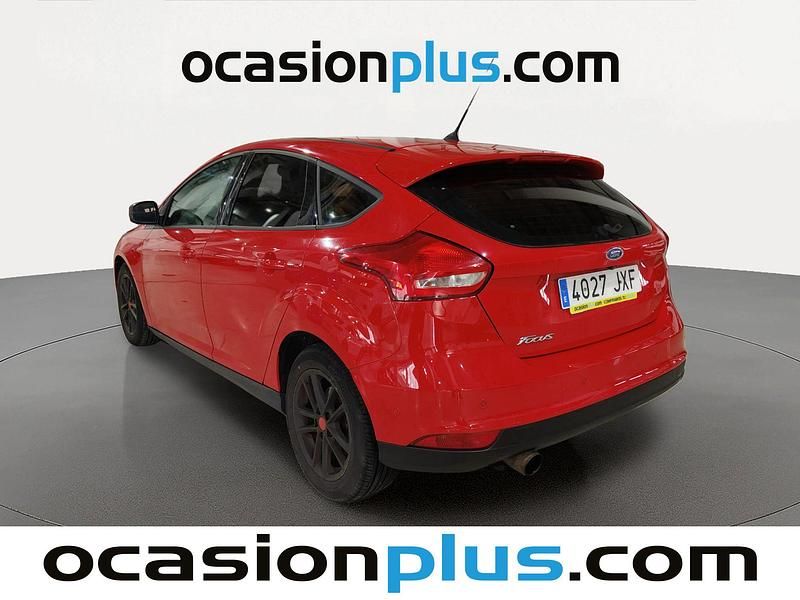 Käytetty Ford Focus Business Edition 125 HP (91 kW) 2017 Punainen Viistoperä