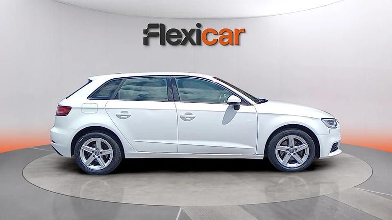 Usado Audi A3 Premium 117 CV (86 kW) 2019 Blanco Berlina