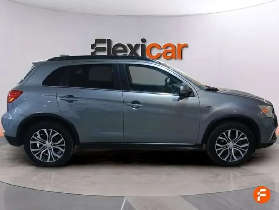 Usado Mitsubishi ASX Motion 114 CV (83 kW) 2018 Gris SUV