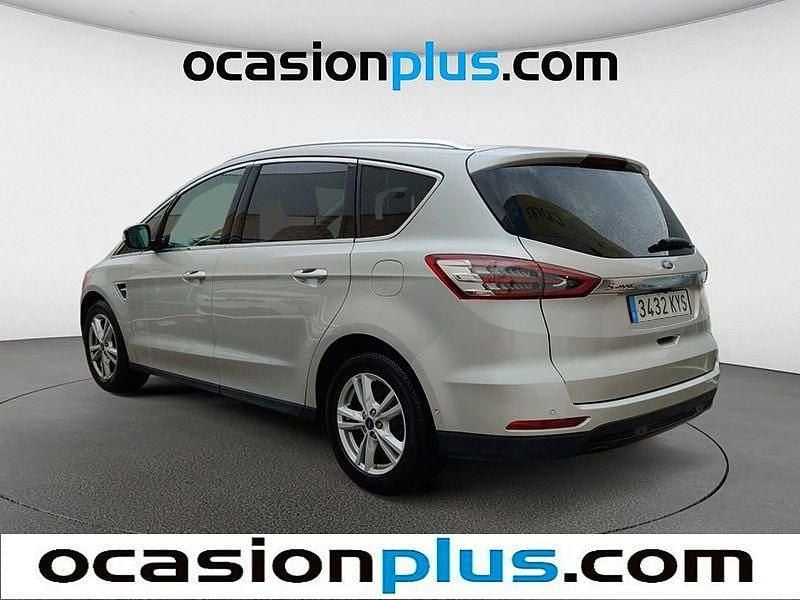 Usado Ford S-MAX Titanium 150 CV (110 kW) 2019 Gris plata Monovolumen