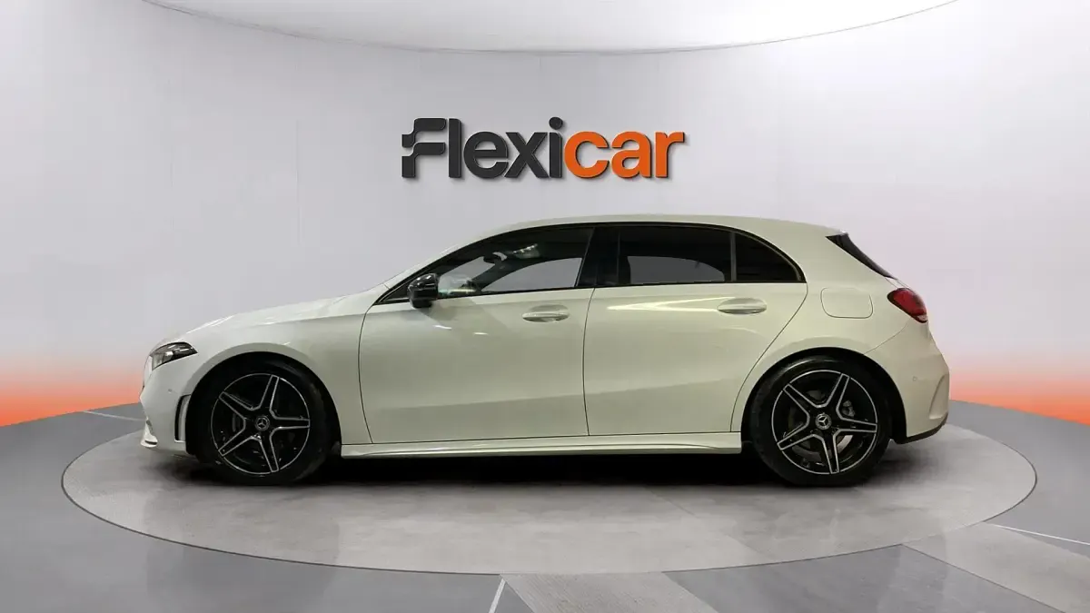 Usado Mercedes A200 163 CV (119 kW) 2021 Blanco Berlina