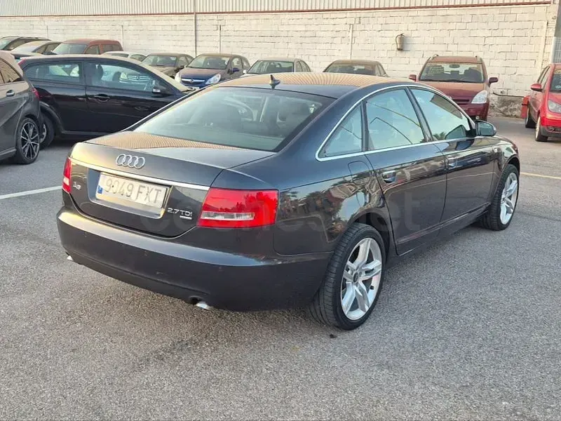 Usado Audi A6 180 CV (132 kW) 2007 Negro Berlina