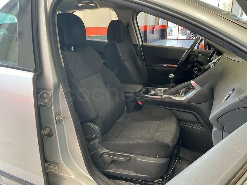 Occasion Peugeot 3008 Access 120 ch (88 kW) 2012 Gris Break