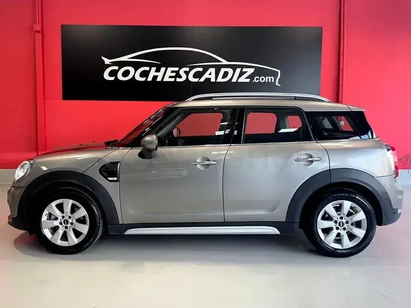Usado Mini Cooper Countryman 136 CV (100 kW) 2017 Gris / plata SUV