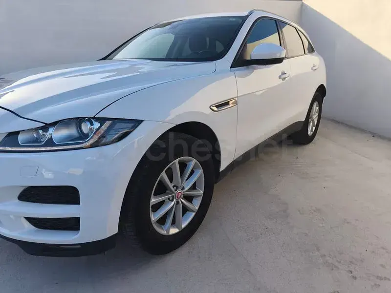 Usado Jaguar F-Pace Portfolio 180 CV (132 kW) 2017 Blanco SUV