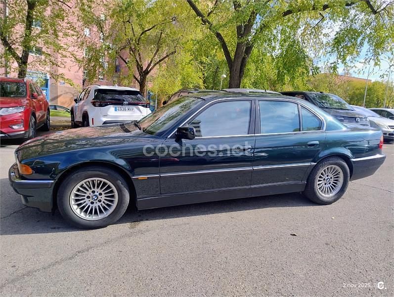 Usado BMW 735 238 CV (175 kW) 2000 Verde Berlina
