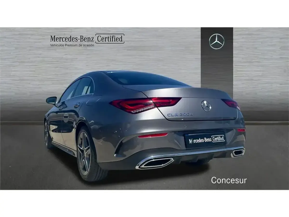 Usado Mercedes CLA200 150 CV (110 kW) 2022 Gris Berlina