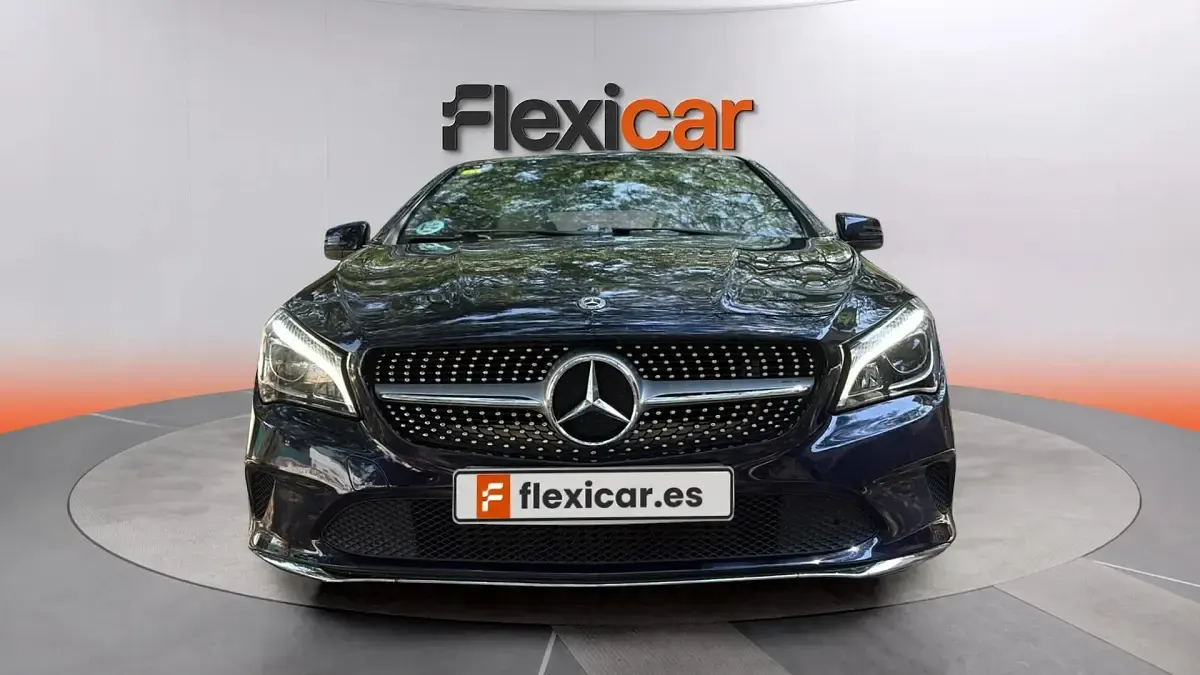 Usado Mercedes CLA200 136 CV (100 kW) 2018 Negro Coupe
