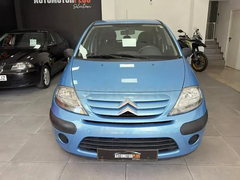 Usado Citroën C3 Furio 75 CV (55 kW) 2005 Azul Berlina