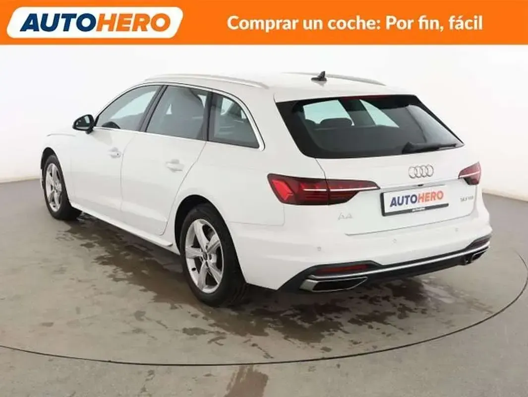 Käytetty Audi A4 Advanced 136 HP (100 kW) 2022 Valkoinen Farmari
