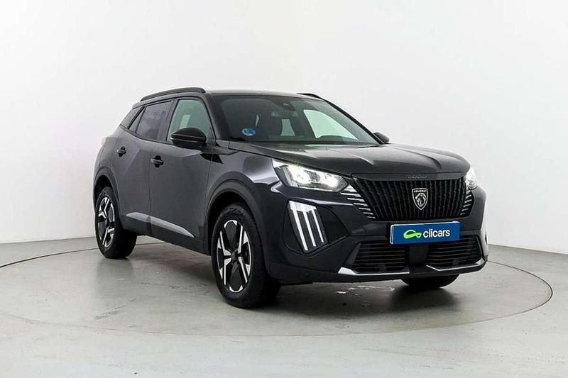 Usado Peugeot 2008 Allure 136 CV (100 kW) 2025 Negro SUV