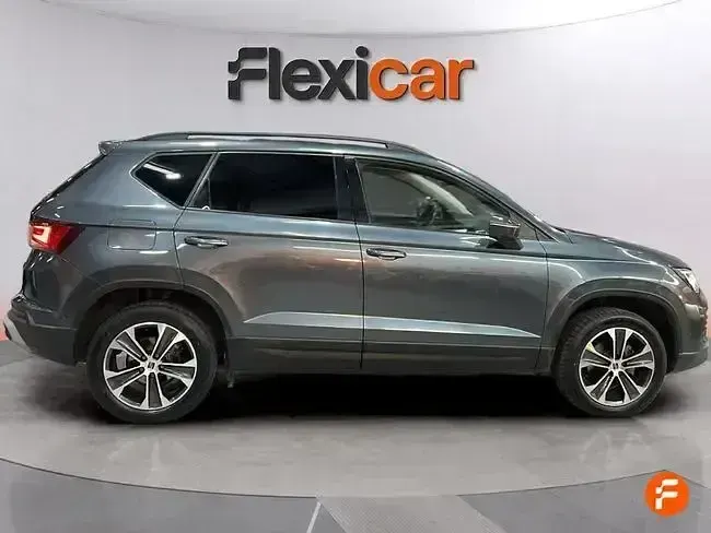 Käytetty Seat Ateca Style 150 HP (110 kW) 2021 Harmaa Katumaasturi