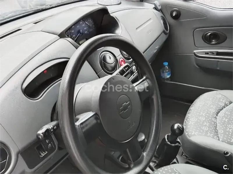 Usado Chevrolet Matiz 65 CV (47 kW) 2006 Rojo Utilitario