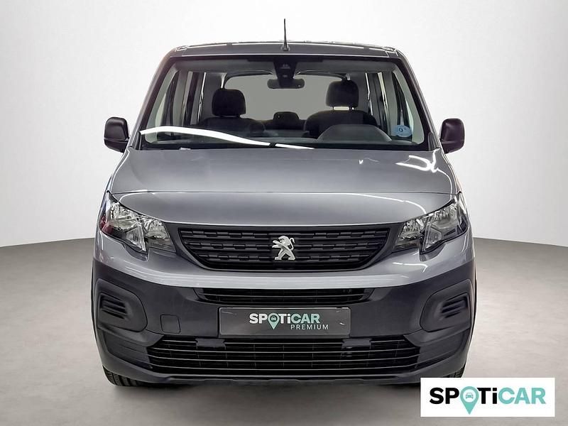 Usado Peugeot Rifter Active 100 kW (136 CV) 2023 Gris Monovolumen