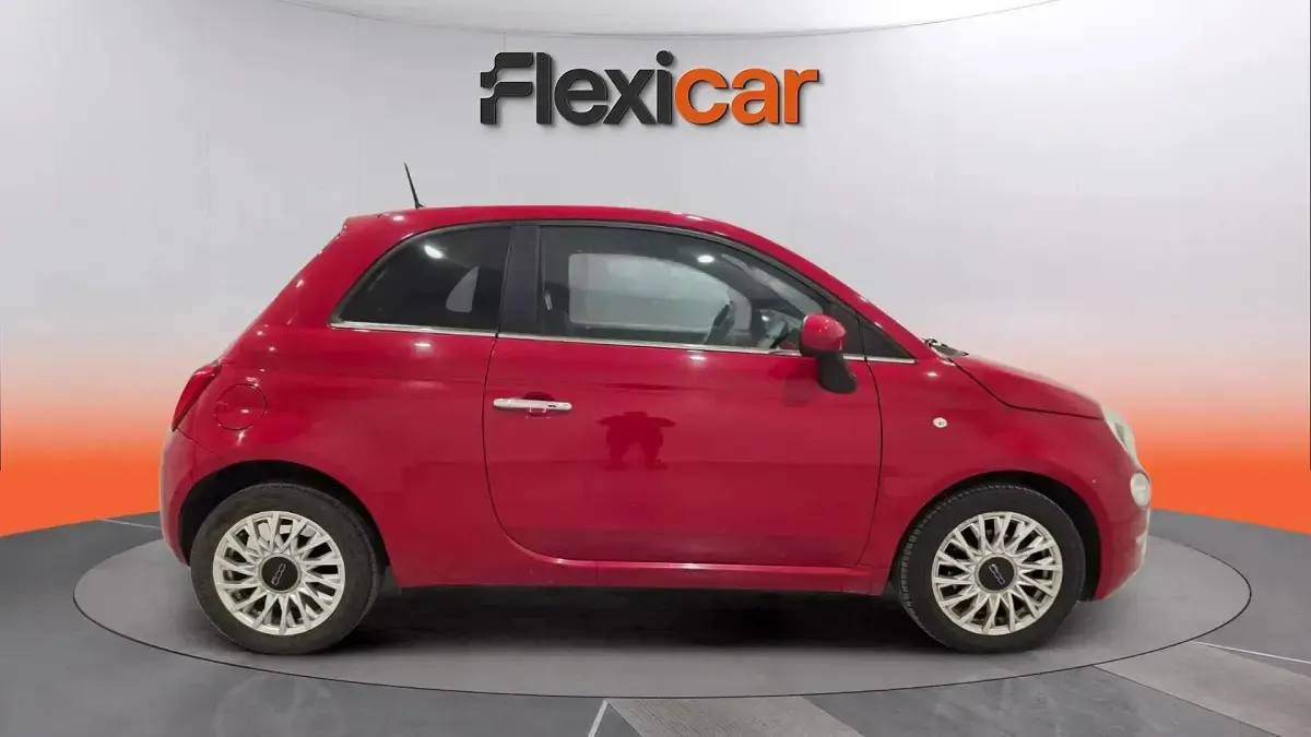 Usado Fiat 500 71 CV (52 kW) 2023 Granate Berlina