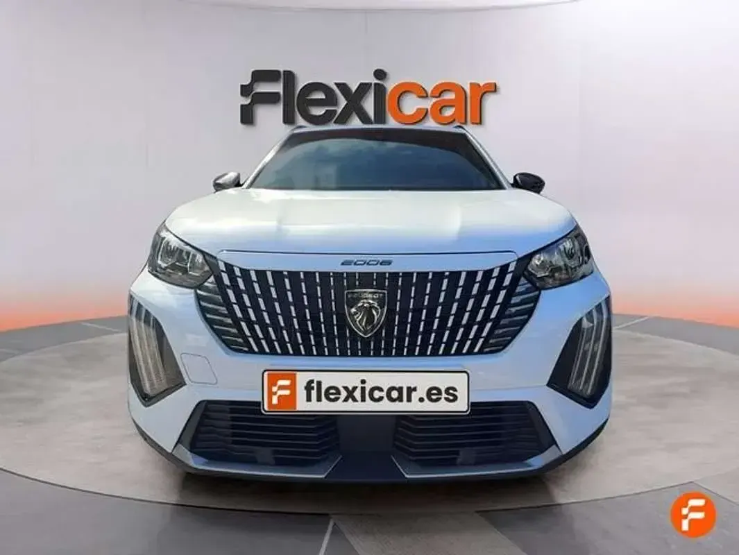 Usado Peugeot 2008 Allure 131 CV (96 kW) 2024 Blanco SUV