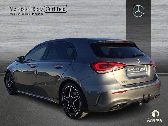 Usado Mercedes A180 116 CV (85 kW) 2022 Gris montaña