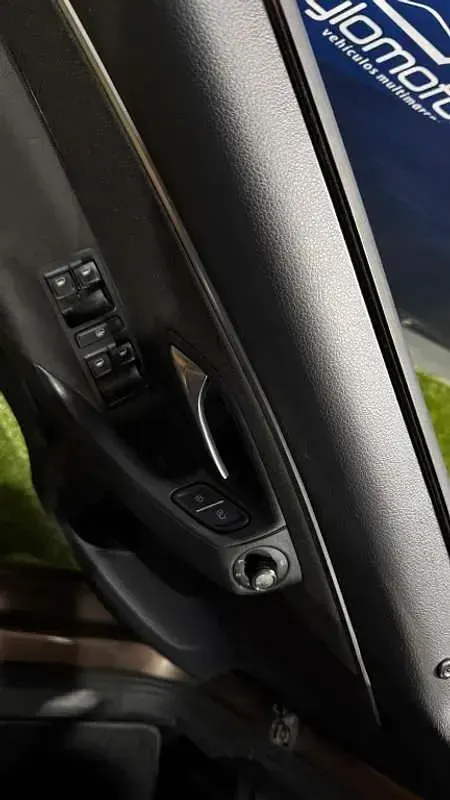 Usado VW Polo Advance 90 CV (66 kW) 2017 Marrón Utilitario