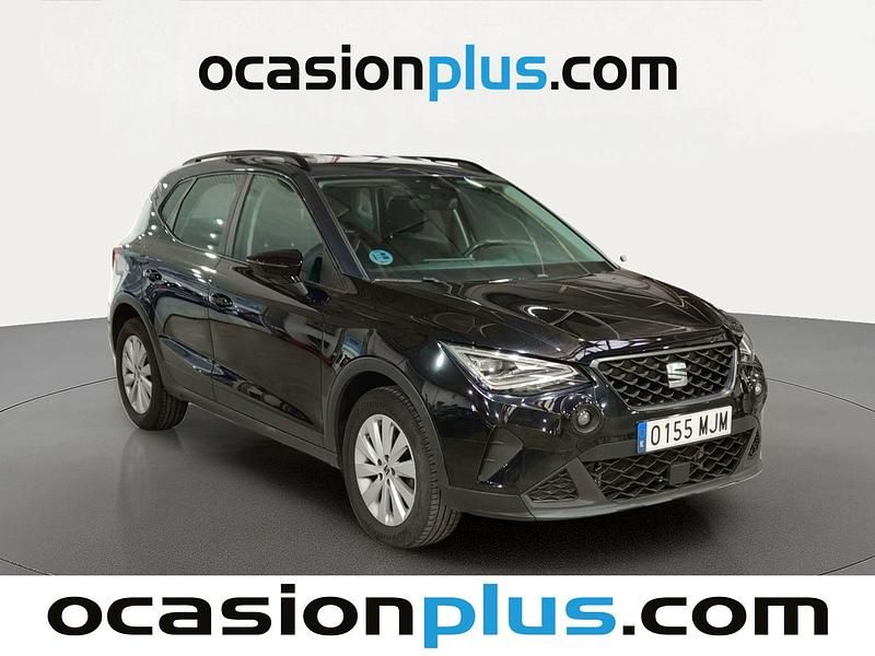 Usado Seat Arona Style 110 HP (80 kW) 2023 Preto SUV
