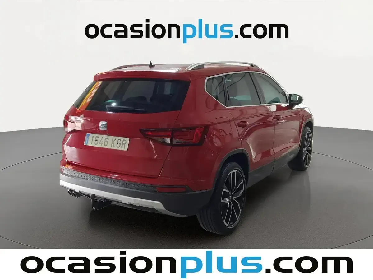 Usado Seat Ateca 4Drive 150 CV (110 kW) 2018 Rojo SUV