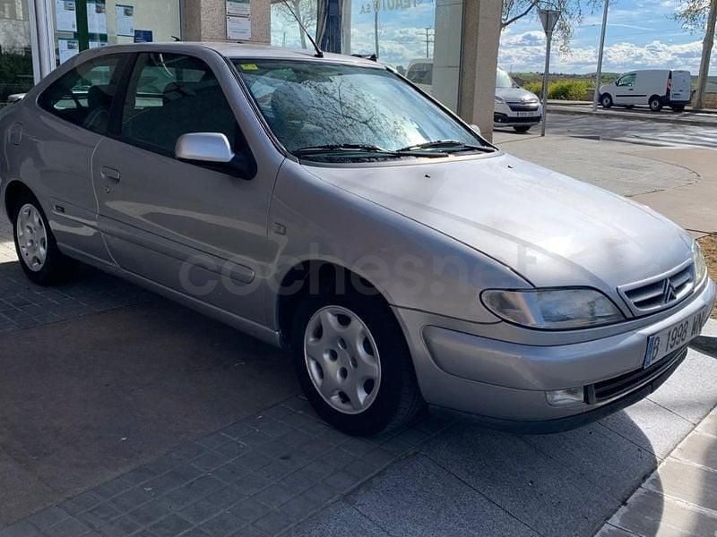 Usado Citroën Xsara VTR Sport 110 CV (80 kW) 2000 Gris / plata Coupe