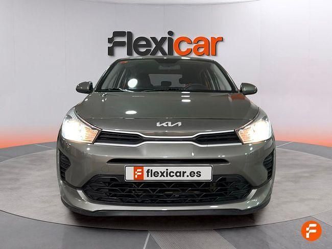 Usado Kia Rio 84 CV (61 kW) 2022 Gris