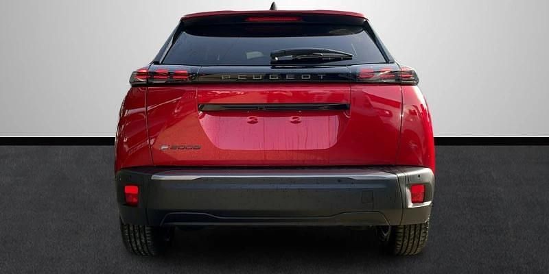 Nuevo Peugeot e-2008 Allure 114 kW (156 CV) 2025 Rojo SUV