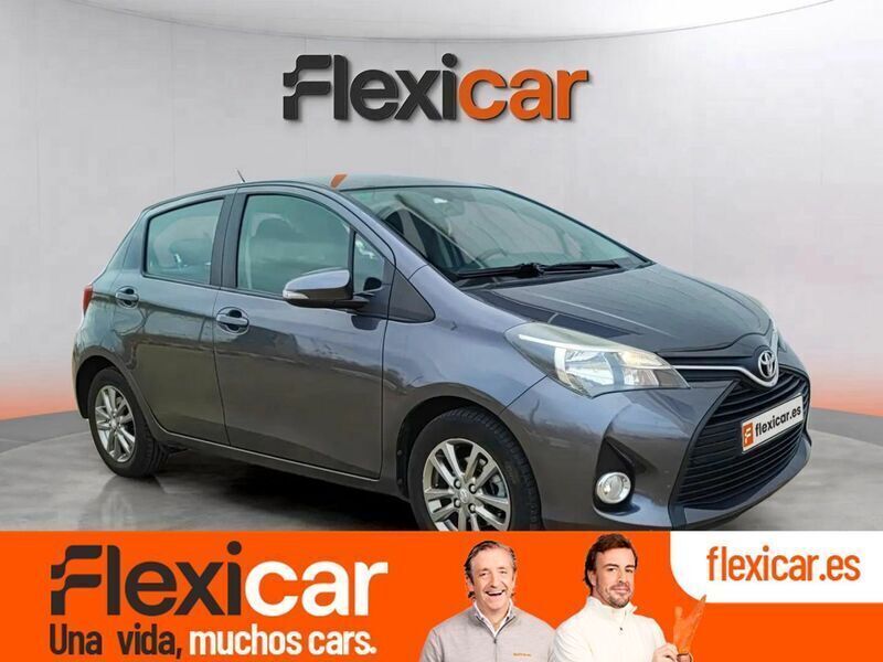 Gris Usado 2017 Toyota Yaris Active Utilitario | 10.490 € (Precio justo) - Imagen 1/4