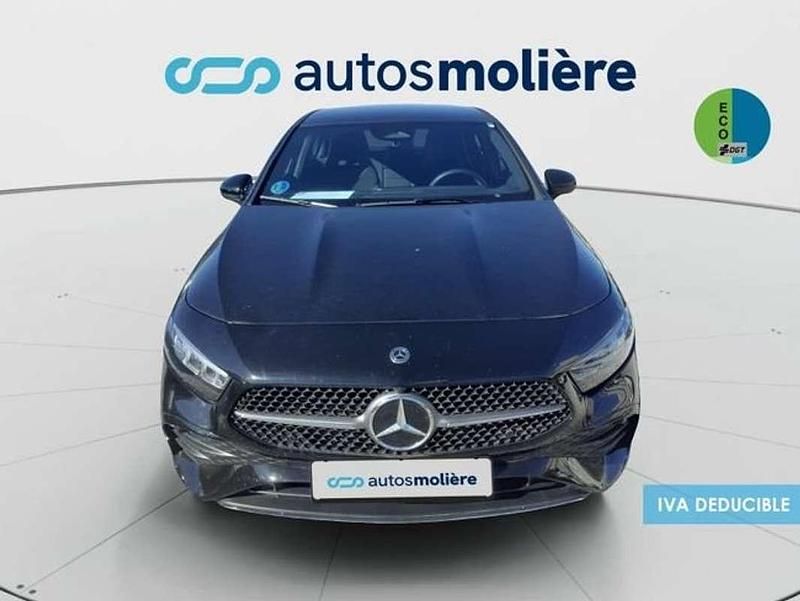 Negro Usado 2025 Mercedes A180 Utilitario | 28.990 € (Precio justo) - Imagen 1/4