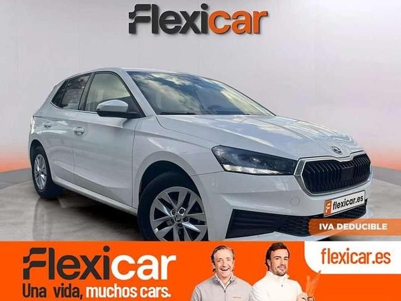 Blanco Usado 2022 Skoda Fabia Active Utilitario | 13.290 € (Precio justo) - Imagen 1/4
