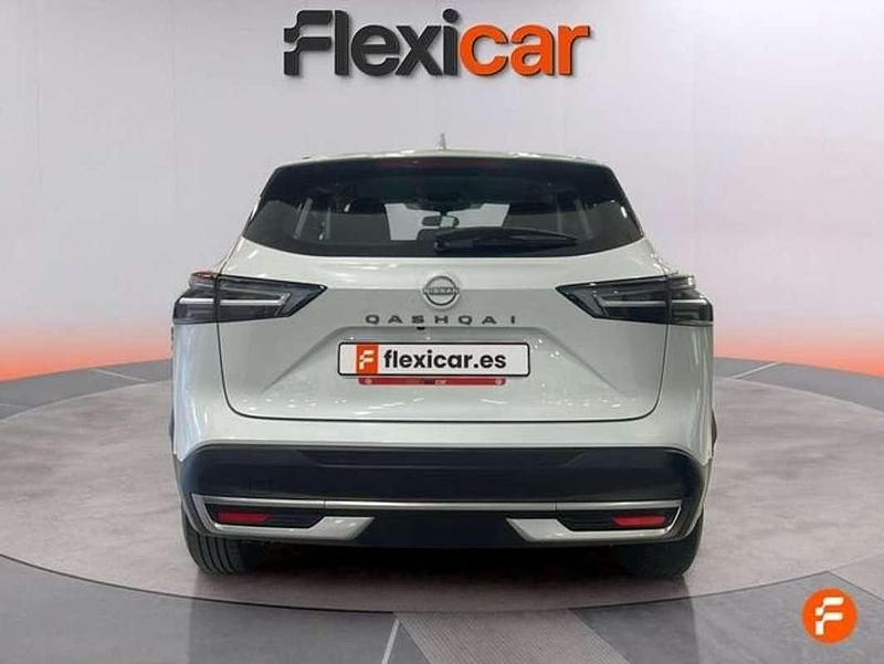 Usado Nissan Qashqai Acenta 140 CV (102 kW) 2025 Blanco SUV