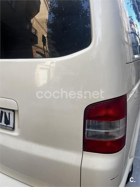Usado VW Caravelle Trendline 130 CV (95 kW) 2009 Amarillo Van