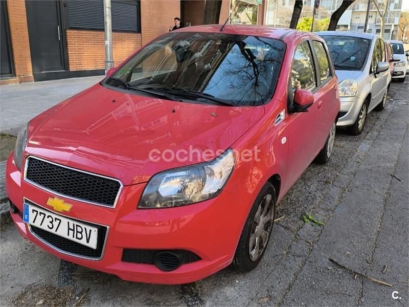 Usado Chevrolet Aveo LS 84 CV (61 kW) 2011 Rojo Berlina