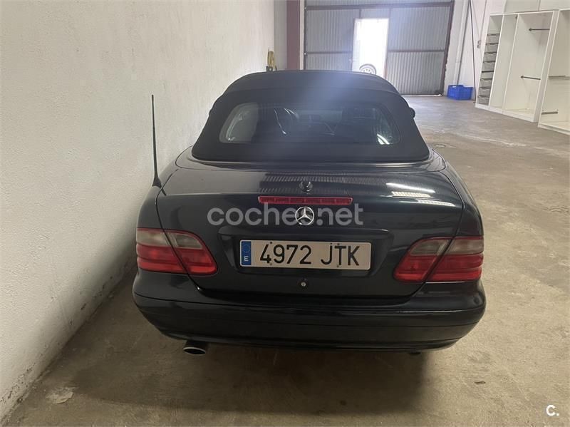 Usado Mercedes CLK200 Avantgarde 136 CV (100 kW) 2000 Negro Descapotable