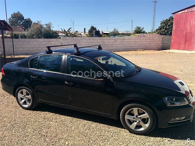 Usado VW Passat Edition 105 CV (77 kW) 2012 Negro Berlina