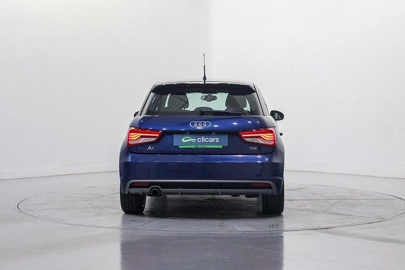 Usado Audi A1 Sportback Attraction 116 CV (85 kW) 2018 Azul Utilitario