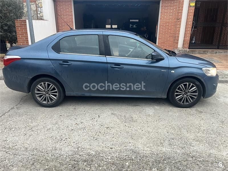 Azul Usado 2016 Citroën C-Elysee I Exclusive Berlina | 3000 € (Buen precio) - Imagen 1/3
