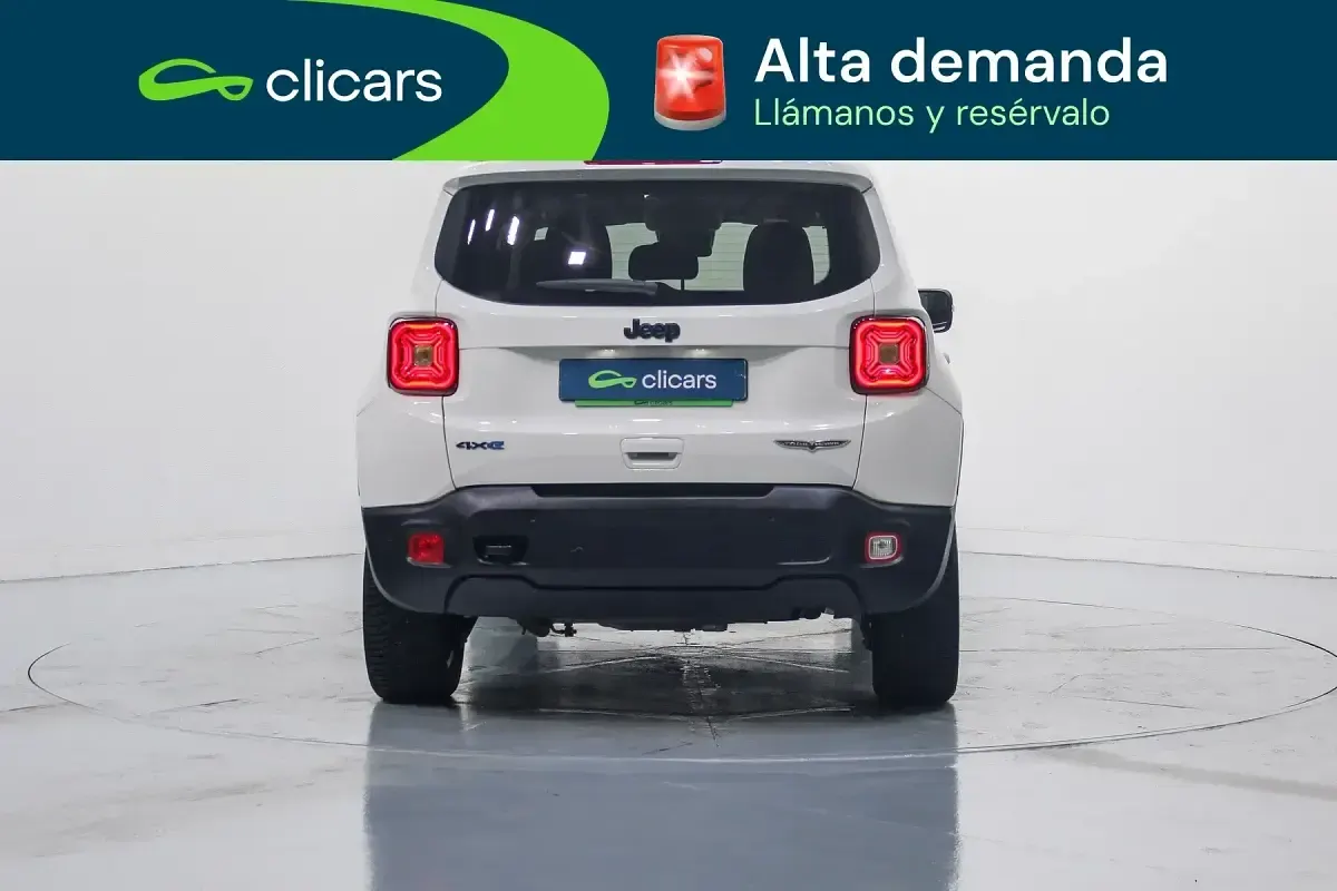 Usado Jeep Renegade Trailhawk 179 CV (131 kW) 2024 Blanco SUV
