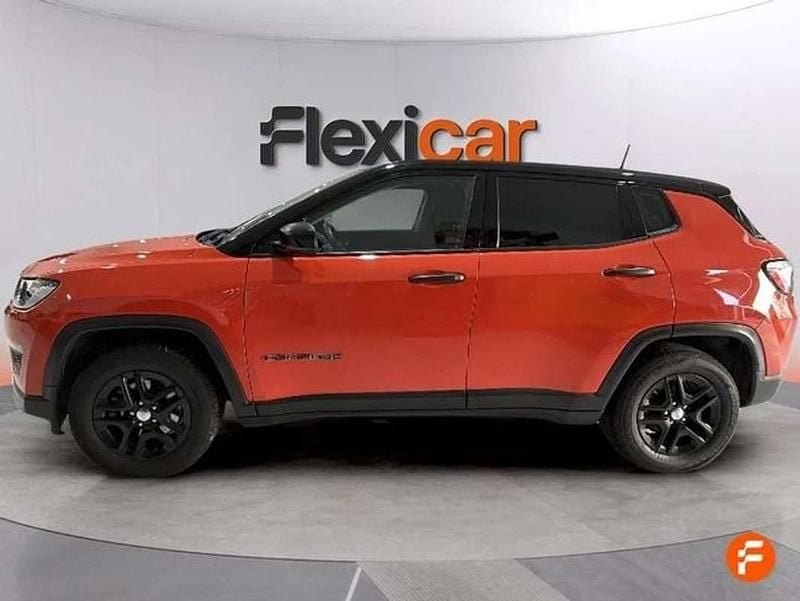 Usado Jeep Compass Sport 140 CV (102 kW) 2019 Naranja SUV