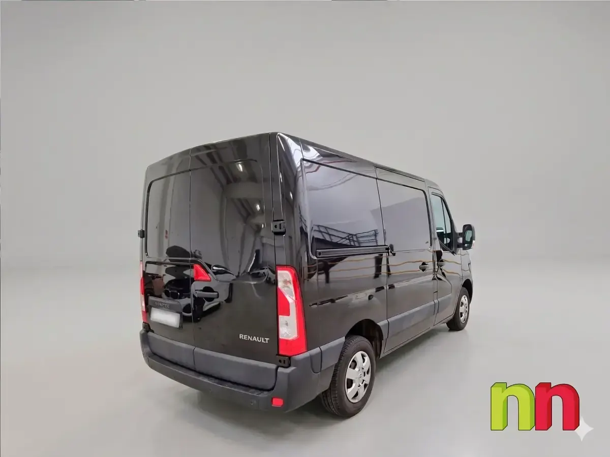 Usado Renault Master 135 CV (99 kW) 2023 Blanco Monovolumen