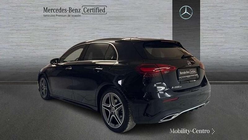 Usado Mercedes A200 151 CV (111 kW) 2024 Negro Berlina