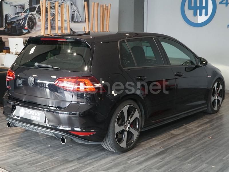 Usado VW Golf GTI 230 CV (169 kW) 2013 Negro Berlina