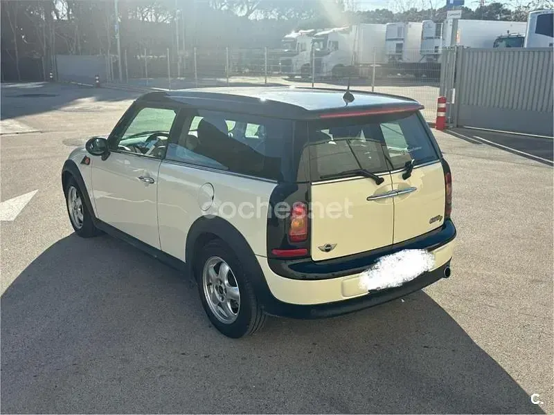 Usado Mini Cooper D Clubman 150 CV (110 kW) 2015 Beige Familiar